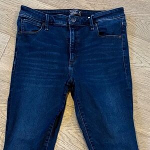 Abercrombie & Fitch Women’s Jeans